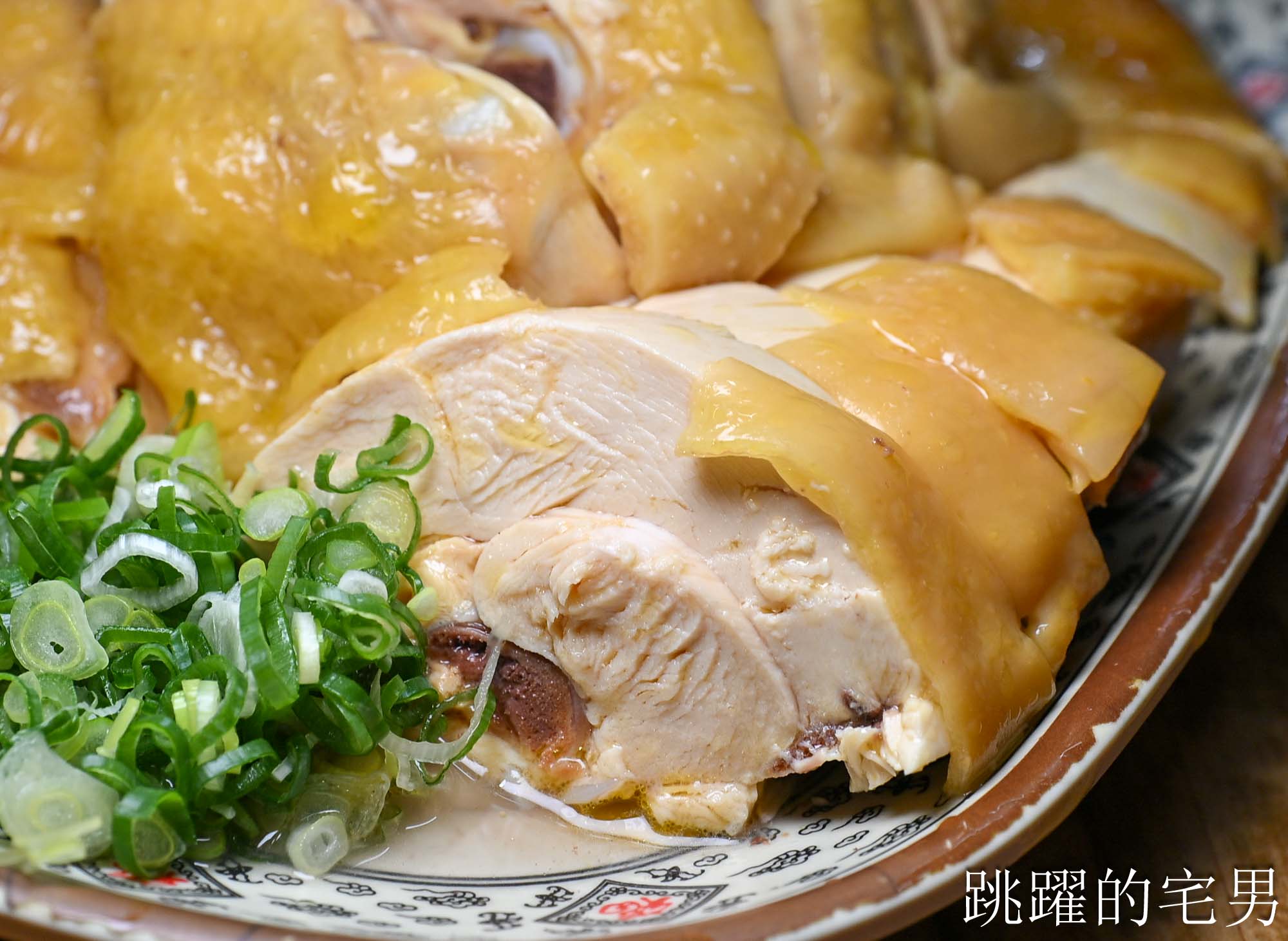 [花蓮吉安美食][影片]慶豐麵店-這家獨特煙燻小菜太美味! 必吃三角肉、豬尾巴、豬肝! 花蓮美食推薦 花蓮VLOG
