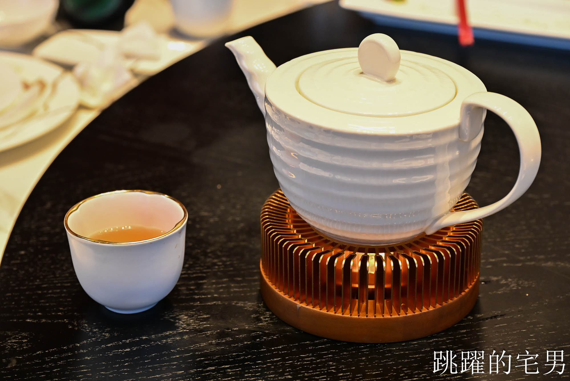[善導寺美食]芮馥軒-超好吃台北燒鵝推薦，完美熟度肉汁爆發一口驚豔!  真的是台北港式餐廳推薦! 中正區美食