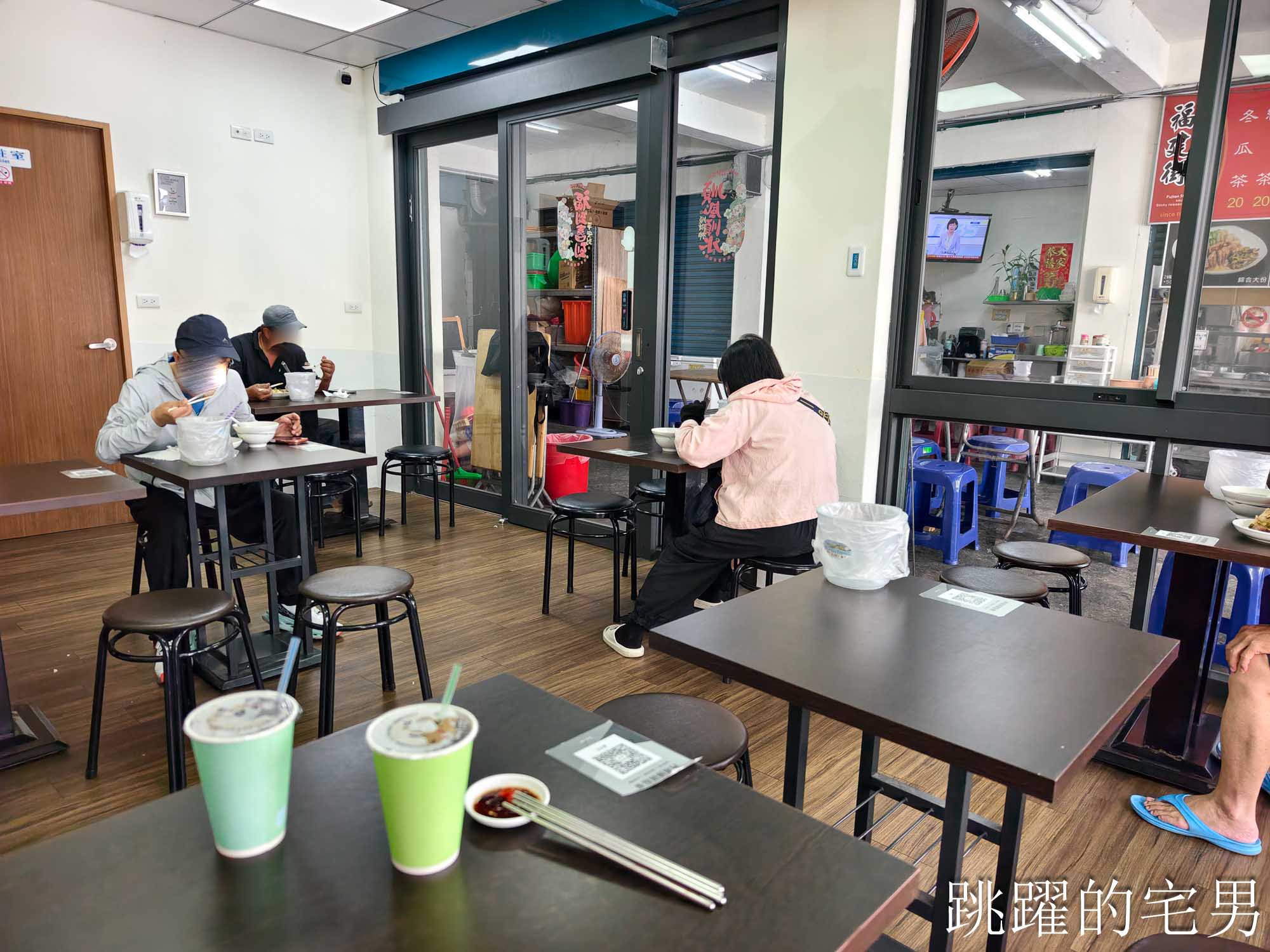 [花蓮美食]福建街香腸-朋友來我一定帶來吃花蓮50年老店香腸，大份糯米腸配酒香香腸，炭烤大腸頭超犯規