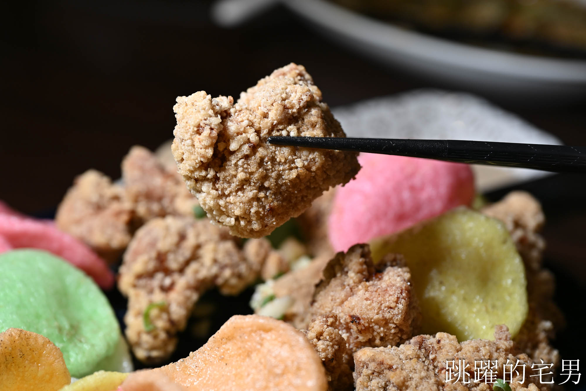 [花蓮美食]連記海產餐廳- 30年花蓮海鮮熱炒濃郁咖哩螃蟹、剁椒豬腳香辣夠味，大鍋海鮮米粉看了超爽