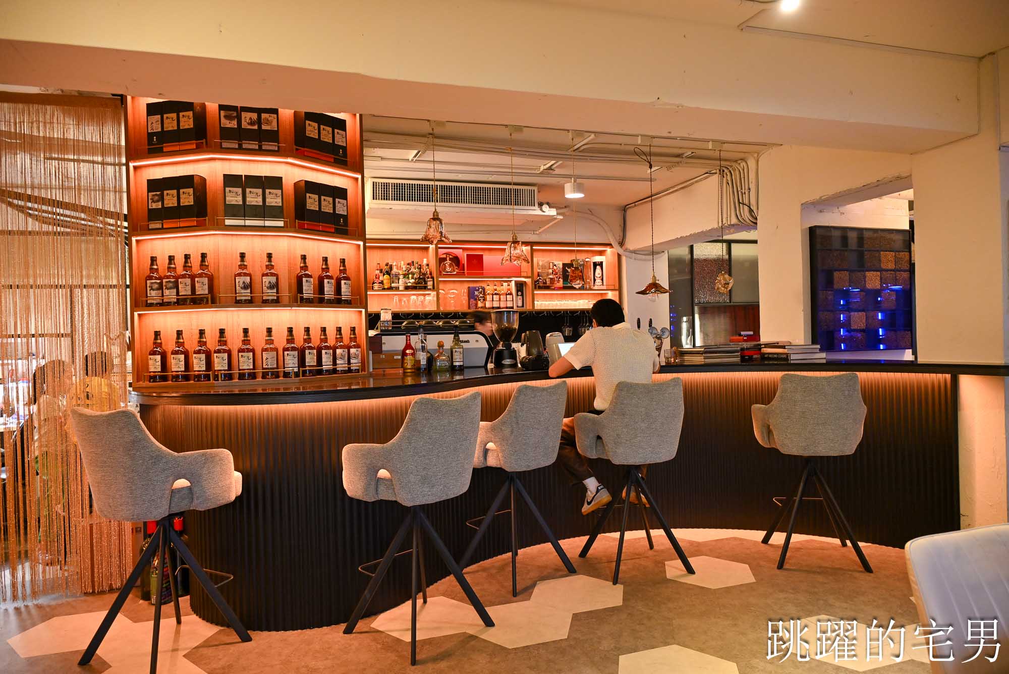 [民生社區美食]華國私廚廖家宴&The Bar-龍眼木油淋鵝皮超脆很驚豔、快要消失反沙芋頭甜點，台北私廚推薦
