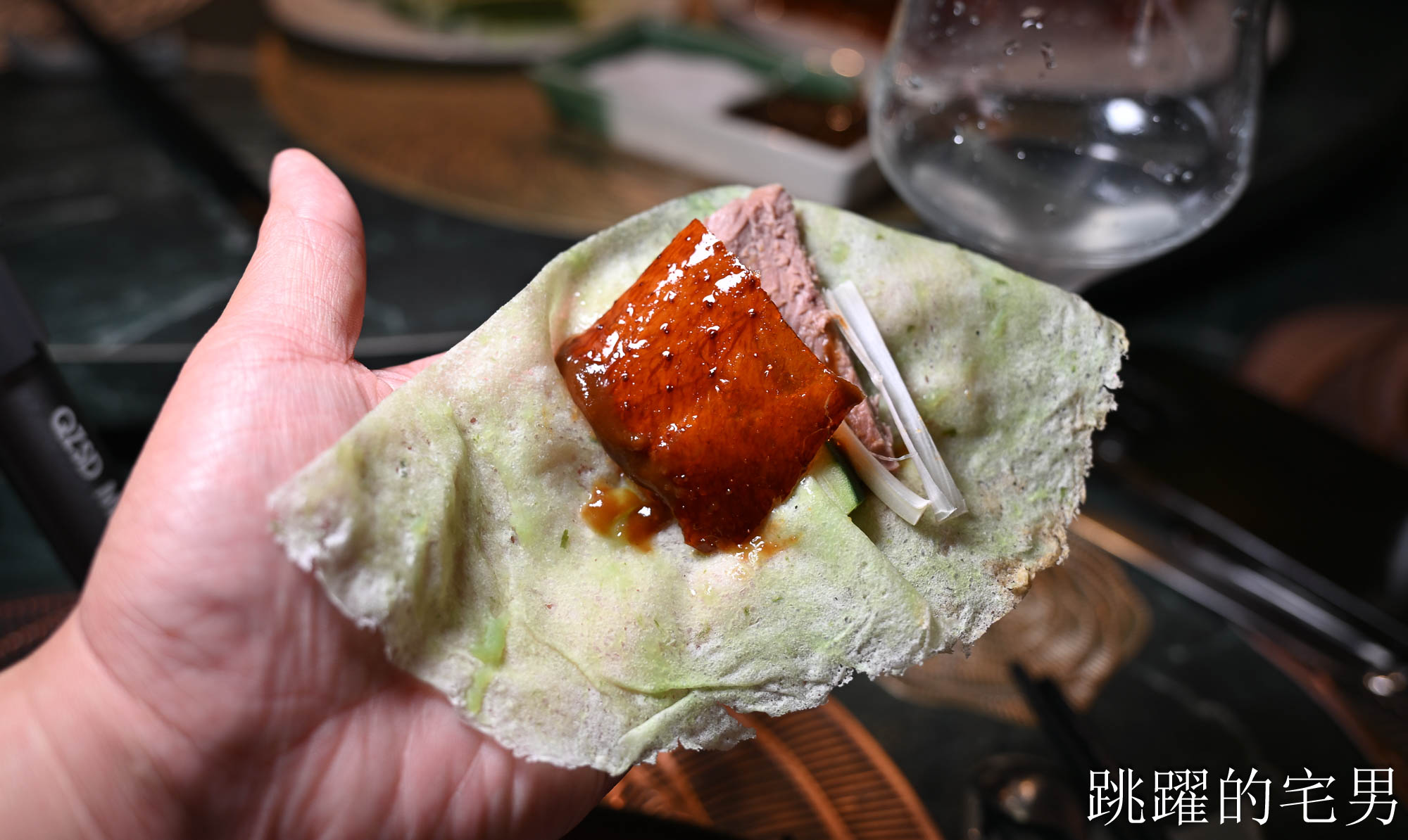 [民生社區美食]華國私廚廖家宴&The Bar-龍眼木油淋鵝皮超脆很驚豔、快要消失反沙芋頭甜點，台北私廚推薦