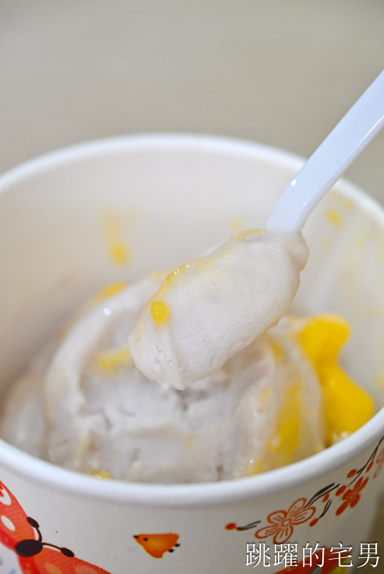 [花蓮美食]周家綿綿冰-被美髮材料行耽誤的花蓮冰店，完全真材實料綿綿冰！超級愛芒果、芋頭，花蓮必吃冰店!