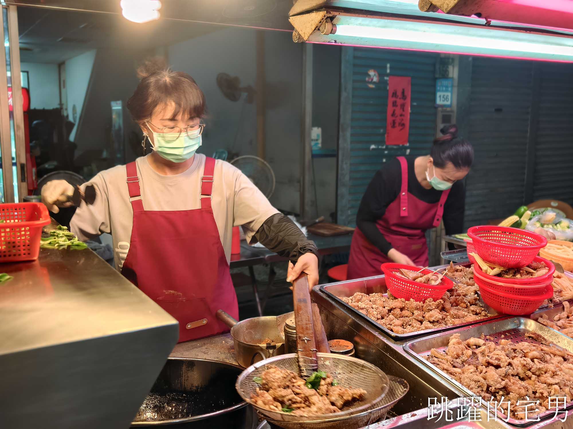 網站近期文章：[花蓮鹹酥雞推薦]南埔香雞排-大推南埔鹽酥雞! ，超強花蓮三角骨!! 皮酥肉香絕對必點!  糯米腸居然像吃爆米花 炸魷魚，吉安鹹酥雞