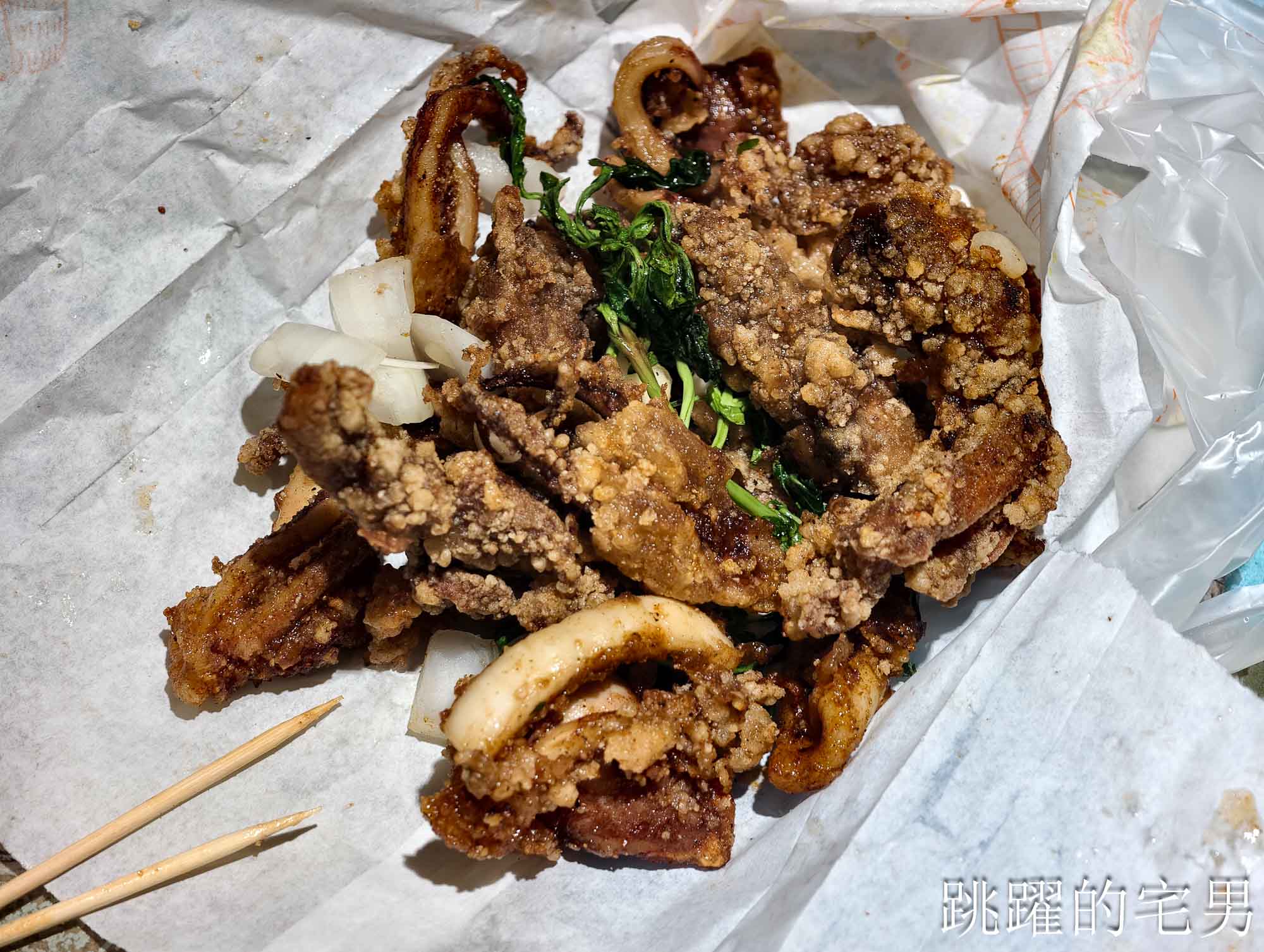[花蓮鹹酥雞推薦]南埔香雞排-大推南埔鹽酥雞! ，超強花蓮三角骨!! 皮酥肉香絕對必點!  糯米腸居然像吃爆米花 炸魷魚，吉安鹹酥雞