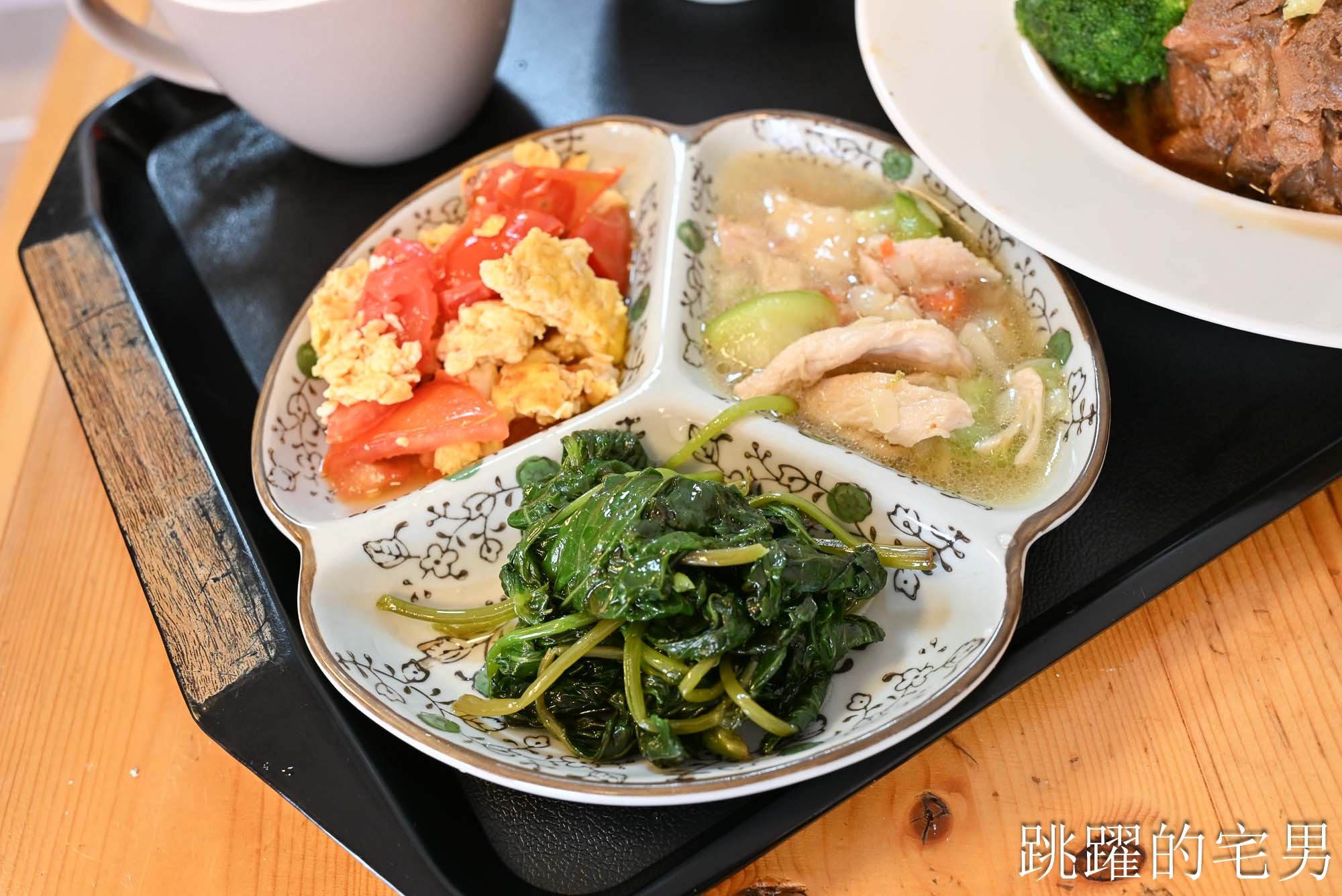 [花蓮美食]麥子冰果室-花蓮簡餐大份量有嚇到，只要100元是做身體健康吧 ! 直接讓我忘記他是冰店