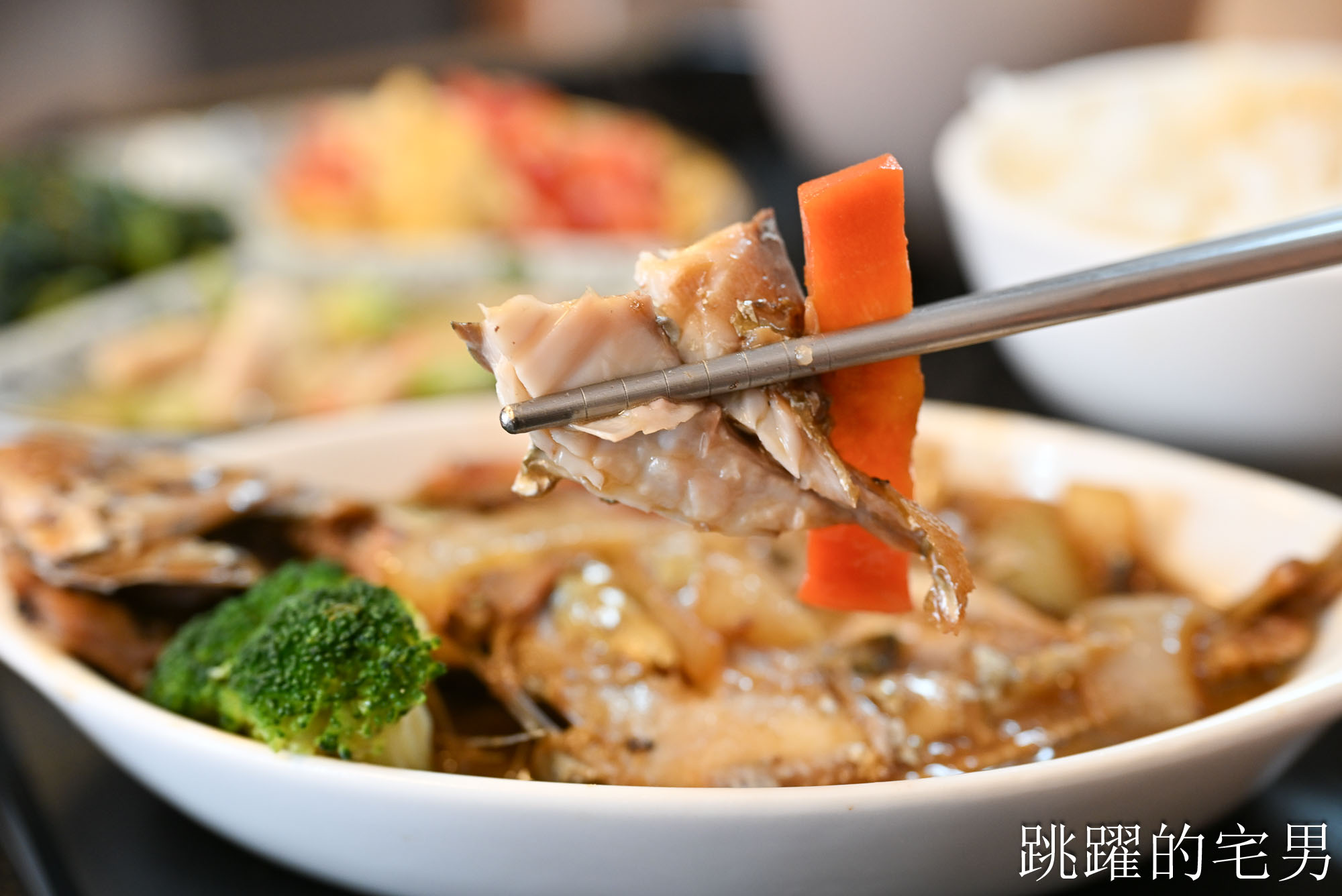 [花蓮美食]麥子冰果室-花蓮簡餐大份量有嚇到，只要100元是做身體健康吧 ! 直接讓我忘記他是冰店