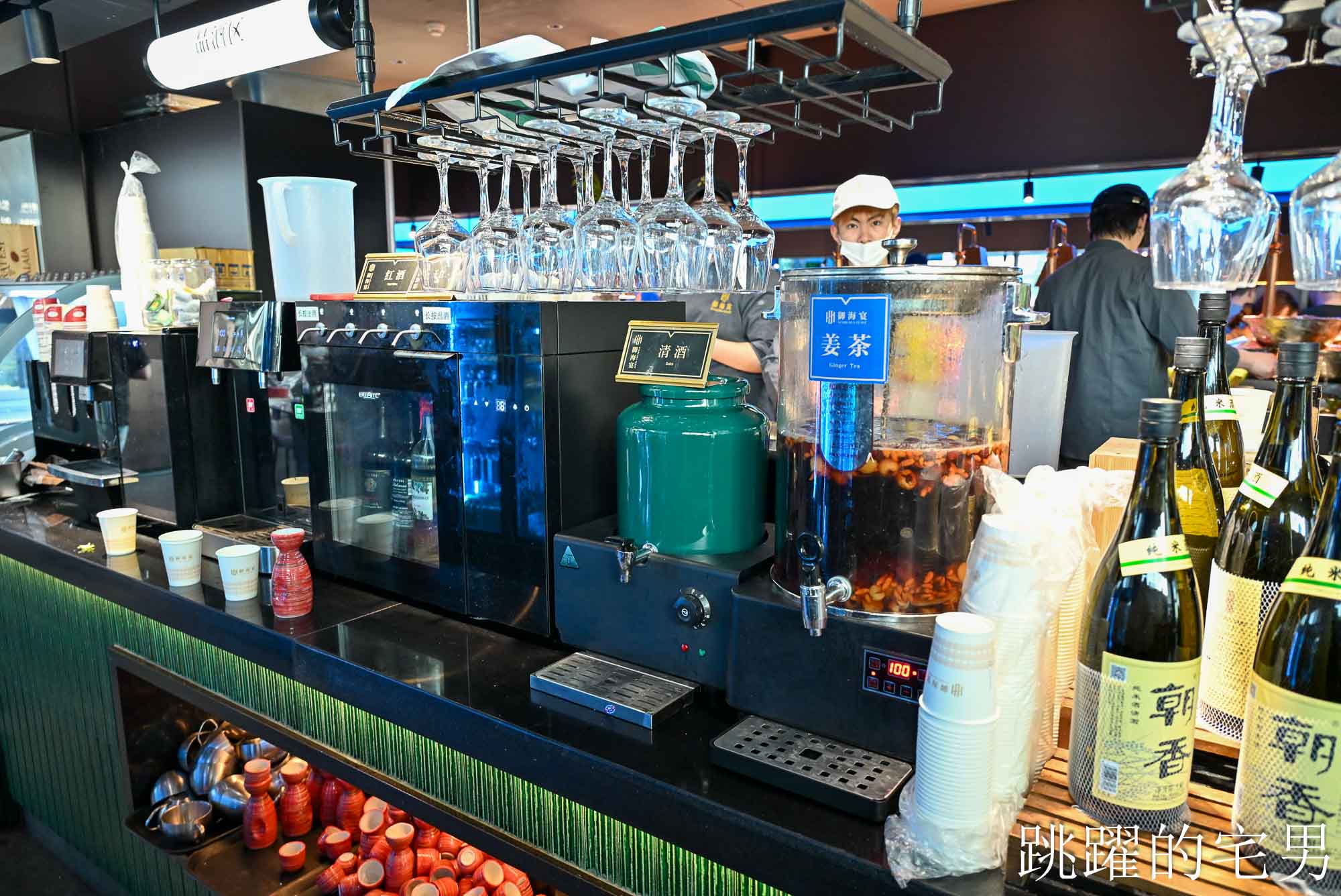 最狂廣州吃到飽!銘門御海宴 30公尺活海鮮水道任你撈,鮪魚解體秀、烤榴槤暢吃 最狂廣州吃到飽!銘門御海宴 30公尺活海鮮水道任你撈,鮪魚解體秀、烤榴槤暢吃