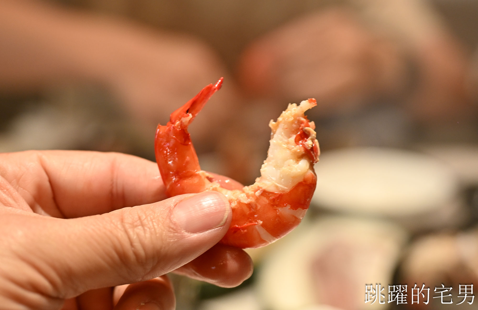 最狂廣州吃到飽！銘門御海宴 30公尺活海鮮水道任你撈，鮪魚解體秀、烤榴槤暢吃
