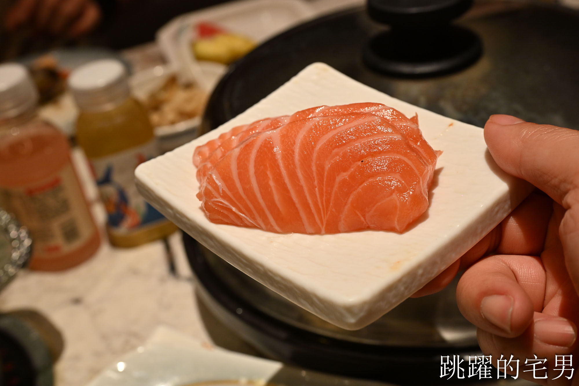 最狂廣州吃到飽!銘門御海宴 30公尺活海鮮水道任你撈,鮪魚解體秀、烤榴槤暢吃 最狂廣州吃到飽!銘門御海宴 30公尺活海鮮水道任你撈,鮪魚解體秀、烤榴槤暢吃