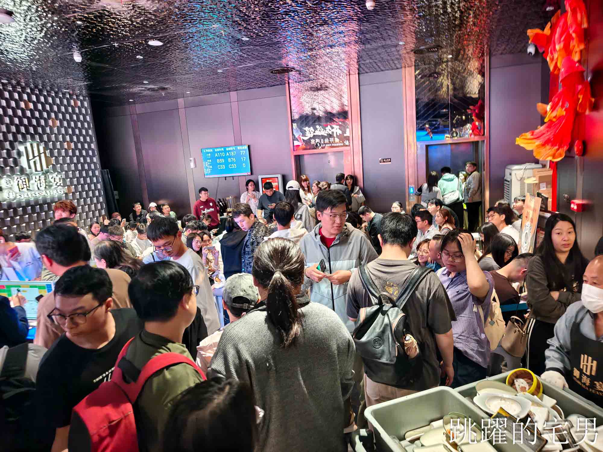 最狂廣州吃到飽！銘門御海宴 30公尺活海鮮水道任你撈，鮪魚解體秀、烤榴槤暢吃