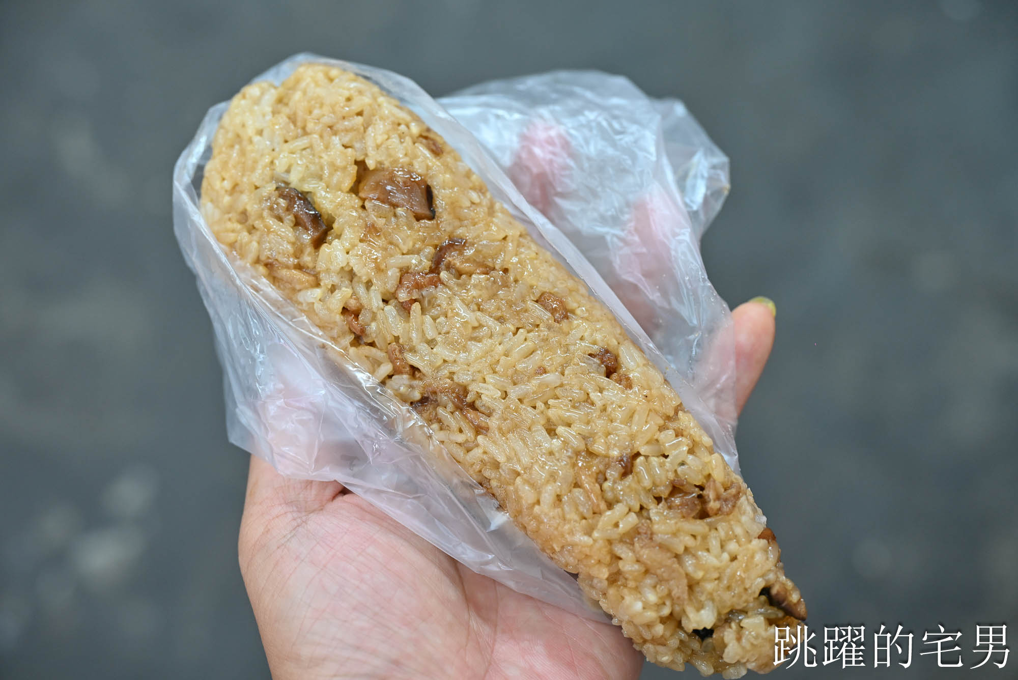 [花蓮早餐]美好早餐-大煎餃內餡超飽滿，外帶用紙盒也太用心，吃吃看這家花蓮煎餃吧