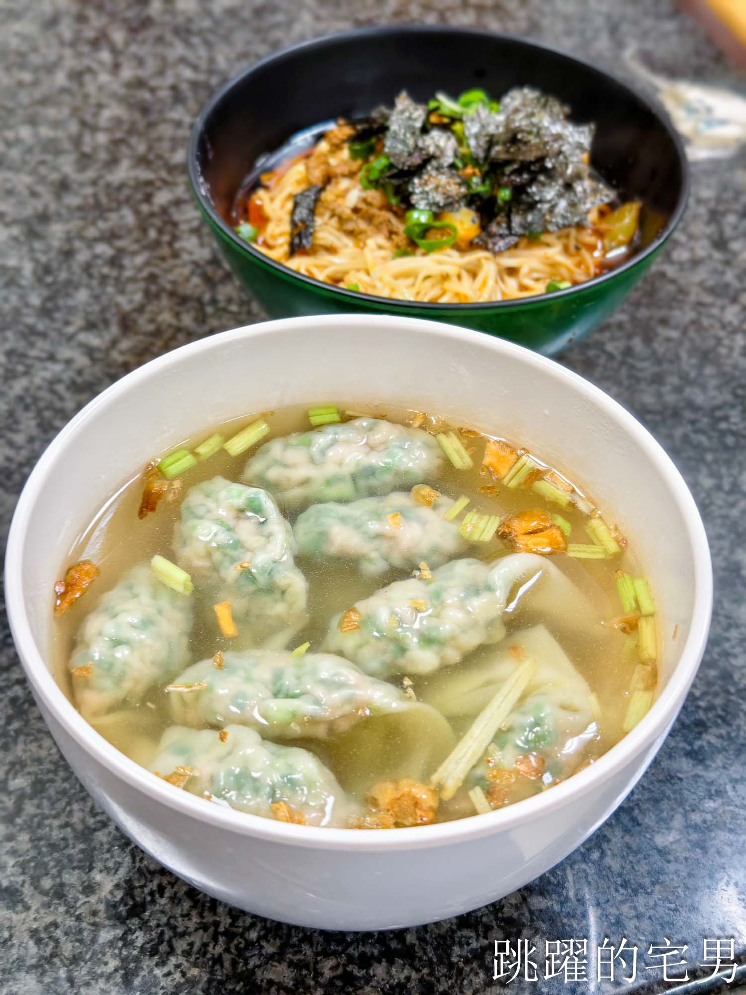 [花蓮美食]花蓮香扁食-40年花蓮老店家常味道讓人想念，隱藏菜單這樣吃最划算，花蓮香扁食宅配資訊