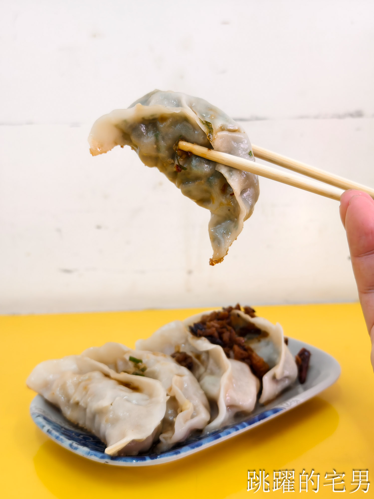 [花蓮早餐]美好早餐-大煎餃內餡超飽滿，外帶用紙盒也太用心，吃吃看這家花蓮煎餃吧