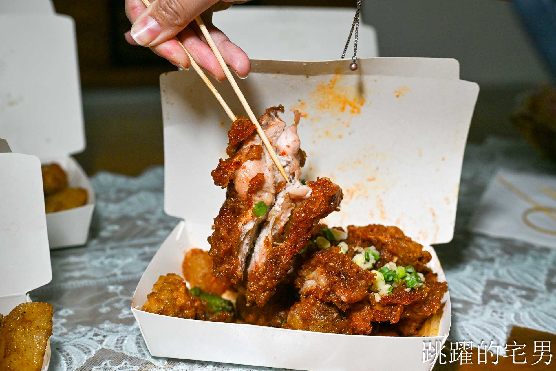 [玉里美食推薦]米達碳烤雞排-曾是193縣道雞排傳說! 碳烤五花肉、 碳烤脆皮雞腿排，炸麻糬也太好吃了吧!