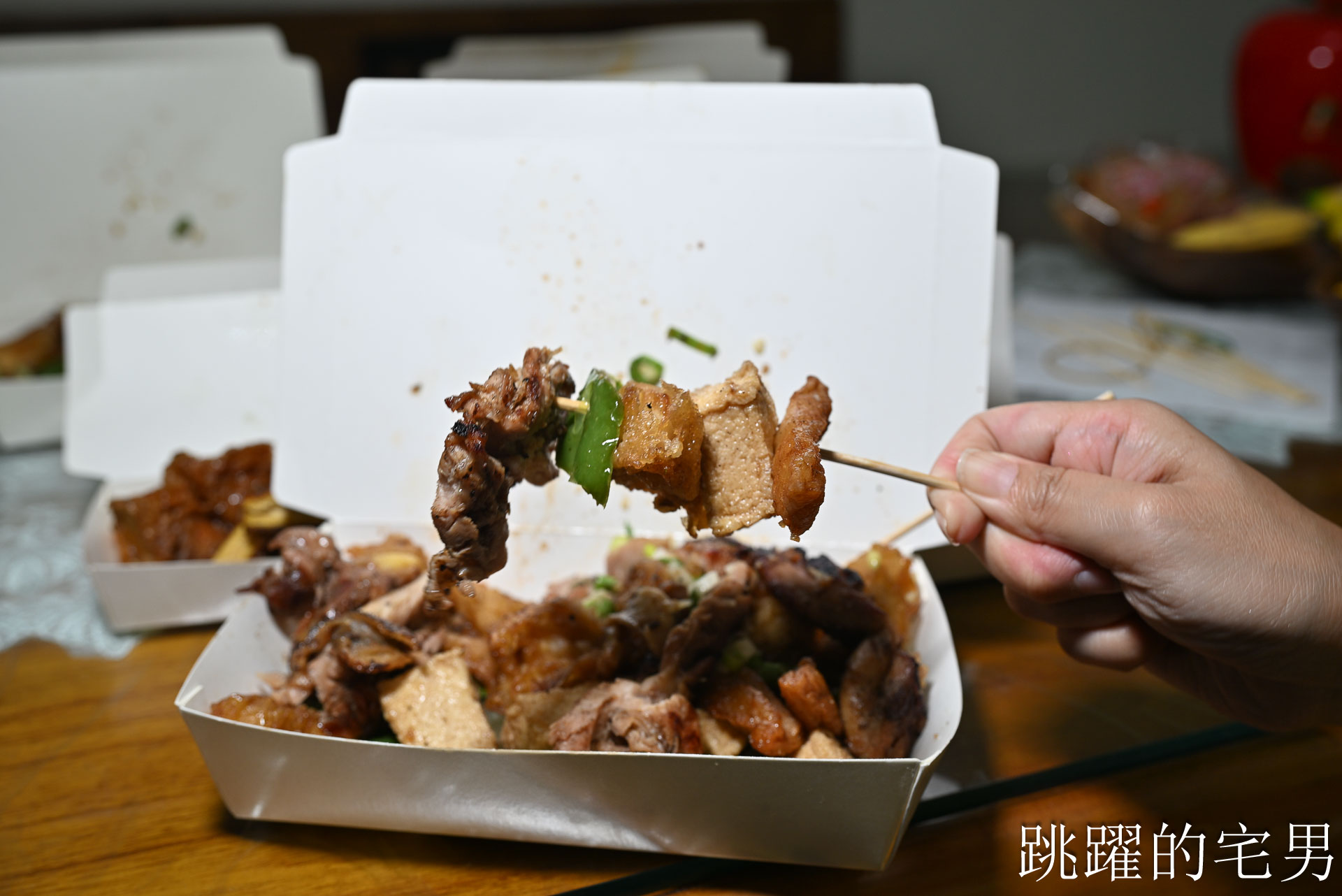 [玉里美食推薦]米達碳烤雞排-曾是193縣道雞排傳說! 碳烤五花肉、 碳烤脆皮雞腿排，炸麻糬也太好吃了吧!