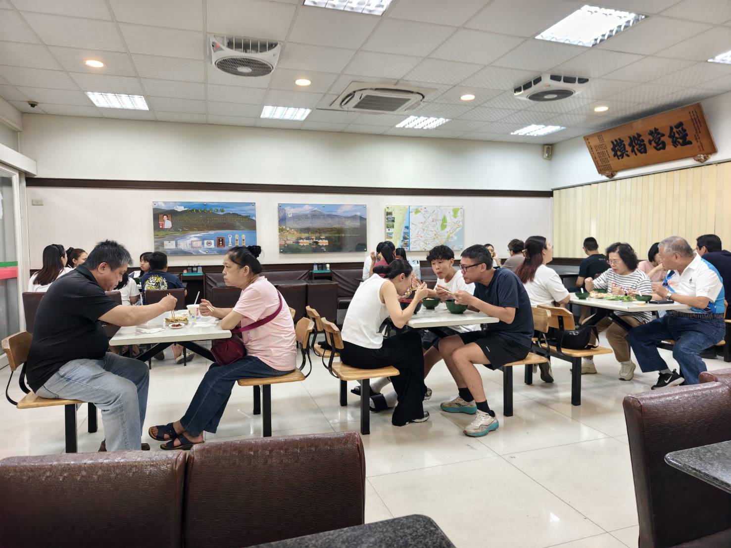 [花蓮美食]花蓮香扁食-40年花蓮老店家常味道讓人想念，隱藏菜單這樣吃最划算，花蓮香扁食宅配資訊