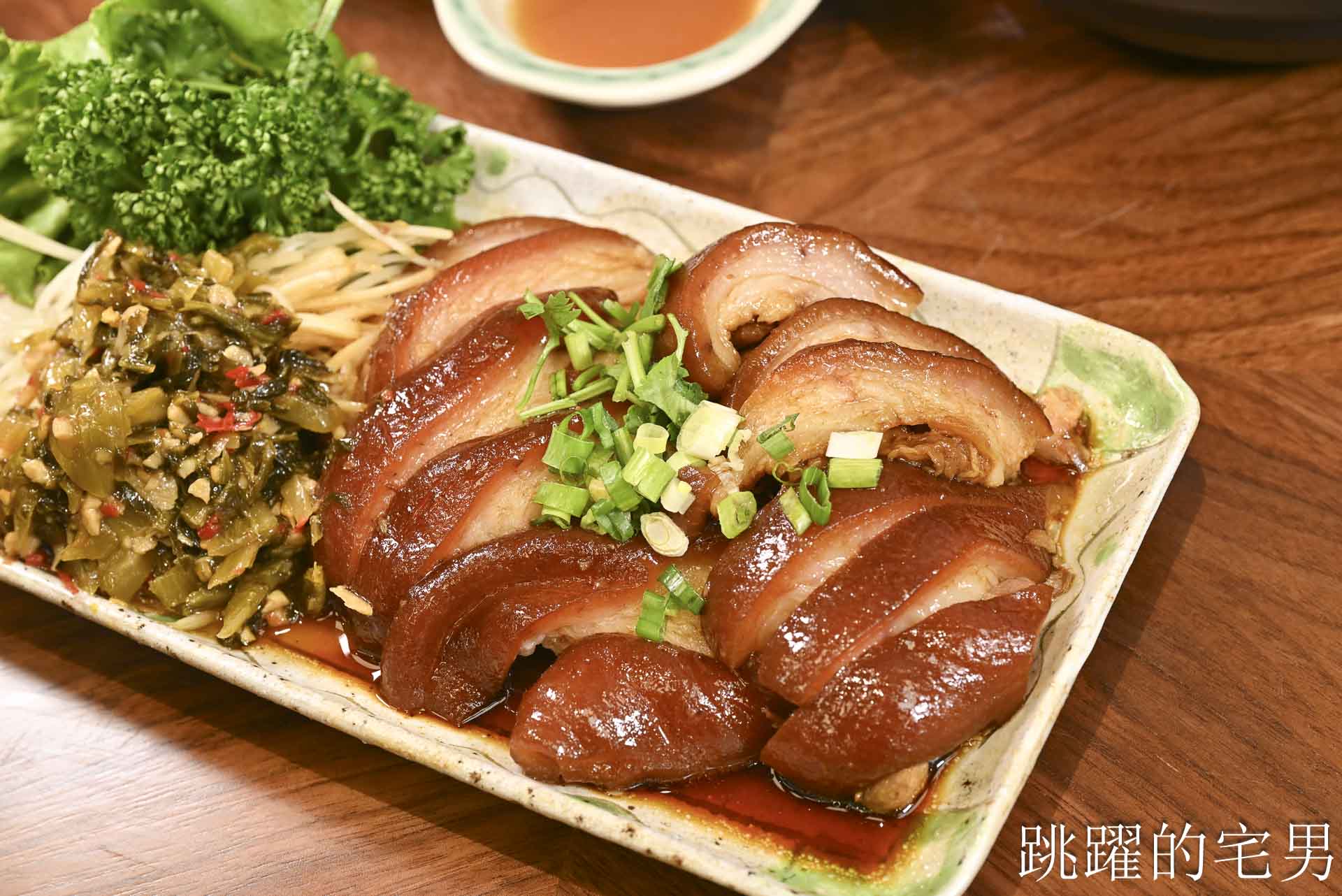 [花蓮壽豐美食]壽豐小吃隆江豬腳飯 :  台灣居然有賣隆江豬腳飯！一碗道盡男人的浪漫，四點金膠質滿滿一抿就化，壽豐美食推薦
