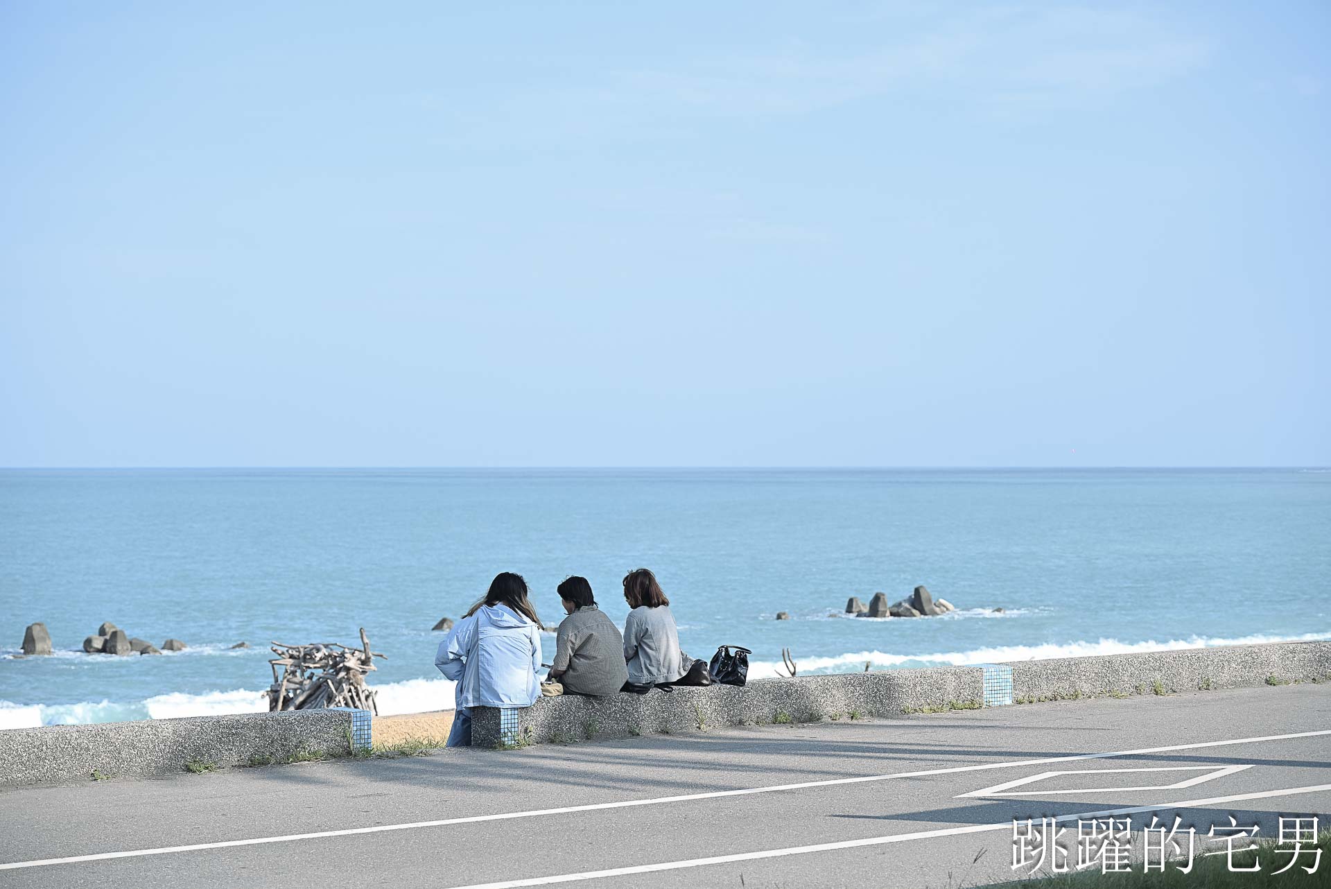 [花蓮親子景點]2026花蓮太平洋公園全新升級-海景第一排免費健身房！晚上開燈很明亮的花蓮共融公園、花蓮看海景點推薦
