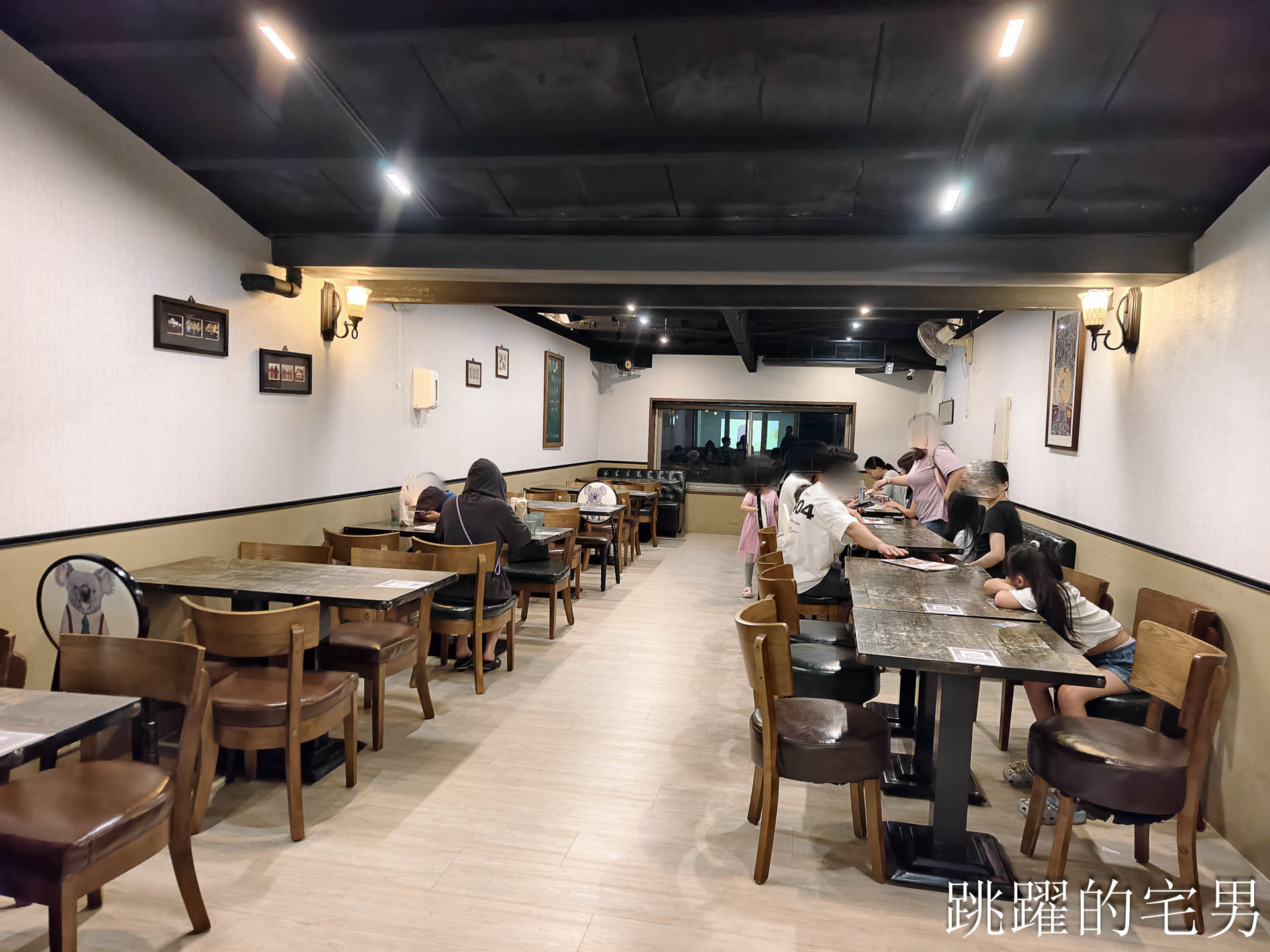 [花蓮美食] Three Koalas 三隻無尾熊:2026全新改裝，外國老闆平價手工披薩必吃，花蓮親子餐廳爸媽必收！花蓮美式餐廳