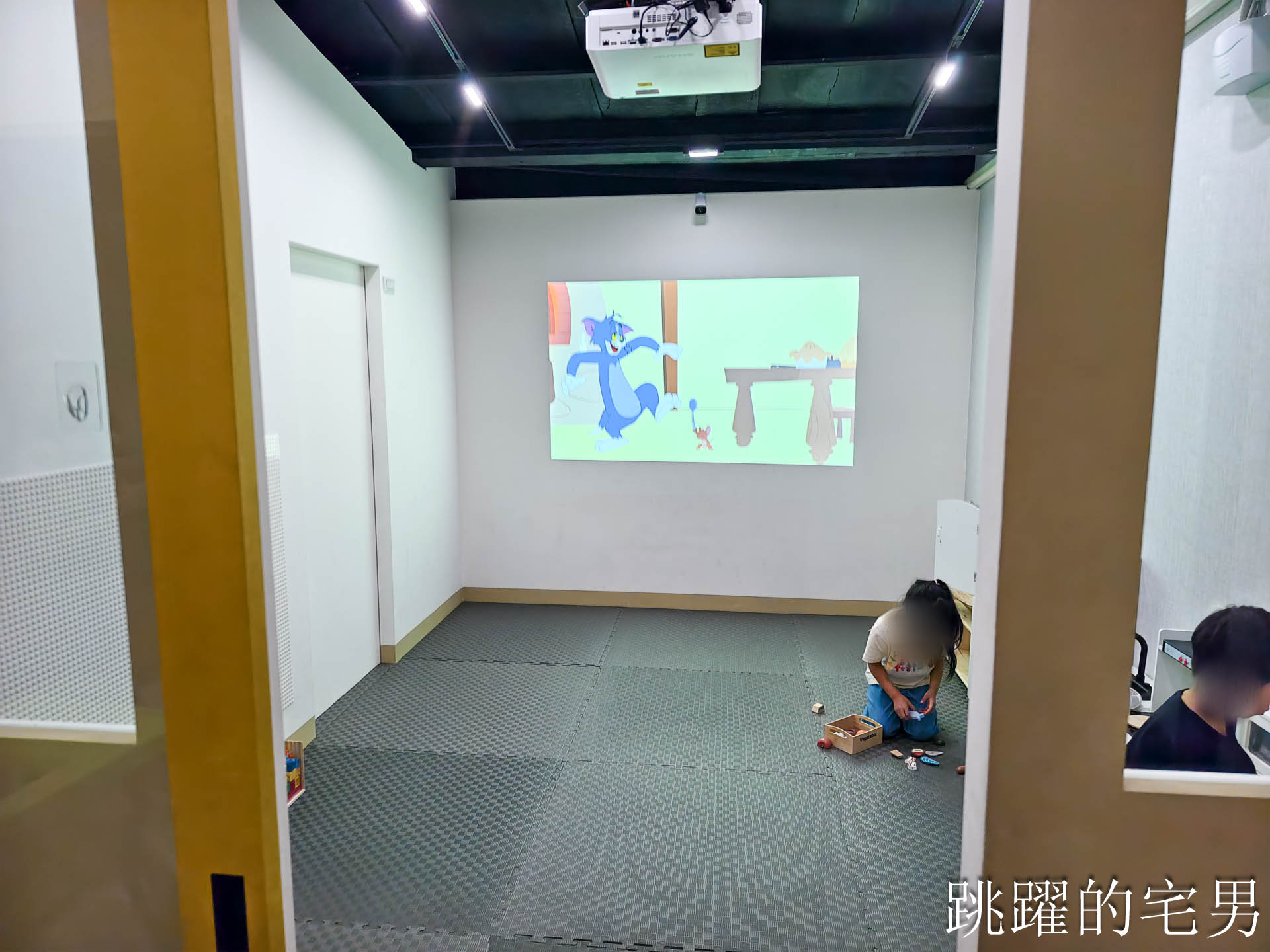 [花蓮美食] Three Koalas 三隻無尾熊:2026全新改裝，外國老闆平價手工披薩必吃，花蓮親子餐廳爸媽必收！花蓮美式餐廳