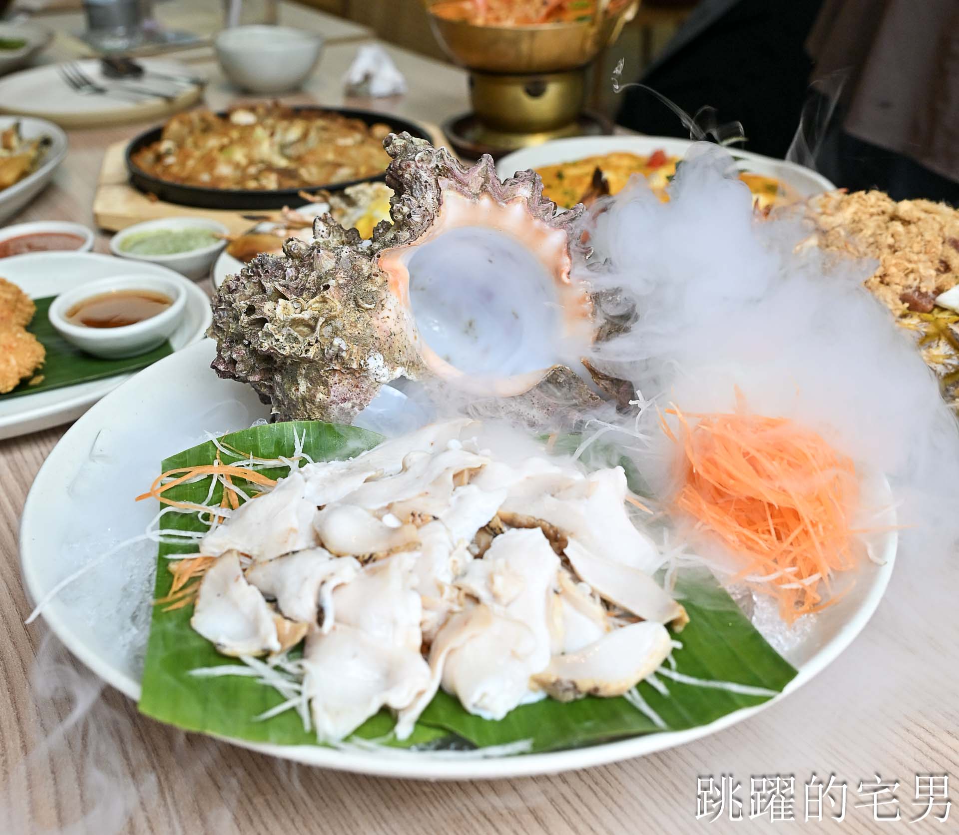 [奇隆站美食]Savoey上味泰餐館 Mercury Ville-泰國官方認證最佳50年曼谷海鮮餐廳，人生吃過最好吃蝦肉餅就在這! 空間舒服還有提供包廂  seafood savoey mercury ville