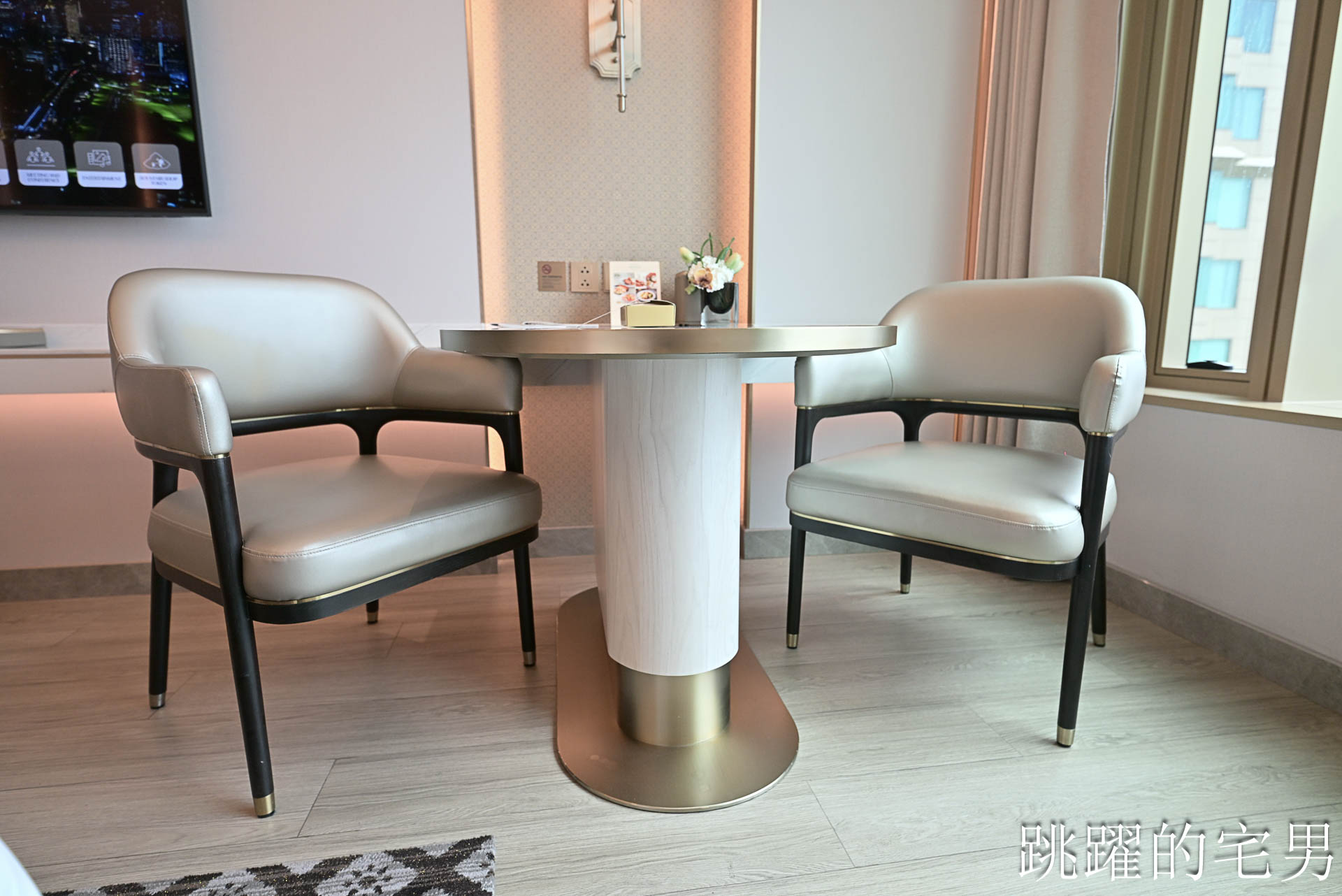 [泰國曼谷飯店推薦]Grande Centre Point Prestige-五星級飯店4天3夜完整體驗，四面佛旁全新五星飯店提供SPA溫泉免費按摩，免費客房服務、親子遊戲區、無邊際游泳池，曼谷四面佛住宿，奇隆站住宿
