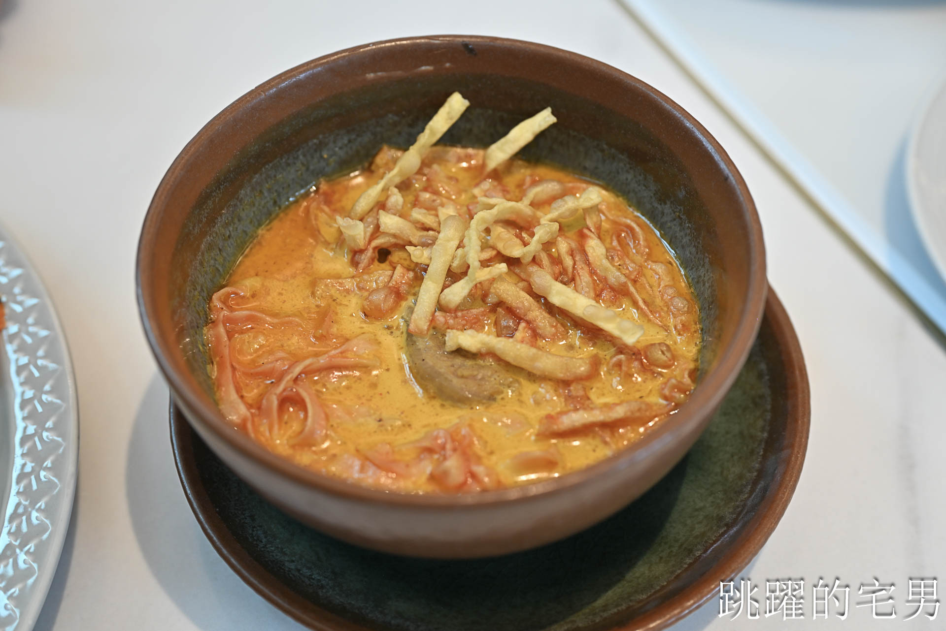 [泰國曼谷飯店推薦]Grande Centre Point Prestige-五星級飯店4天3夜完整體驗，四面佛旁全新五星飯店提供SPA溫泉免費按摩，免費客房服務、親子遊戲區、無邊際游泳池，曼谷四面佛住宿，奇隆站住宿