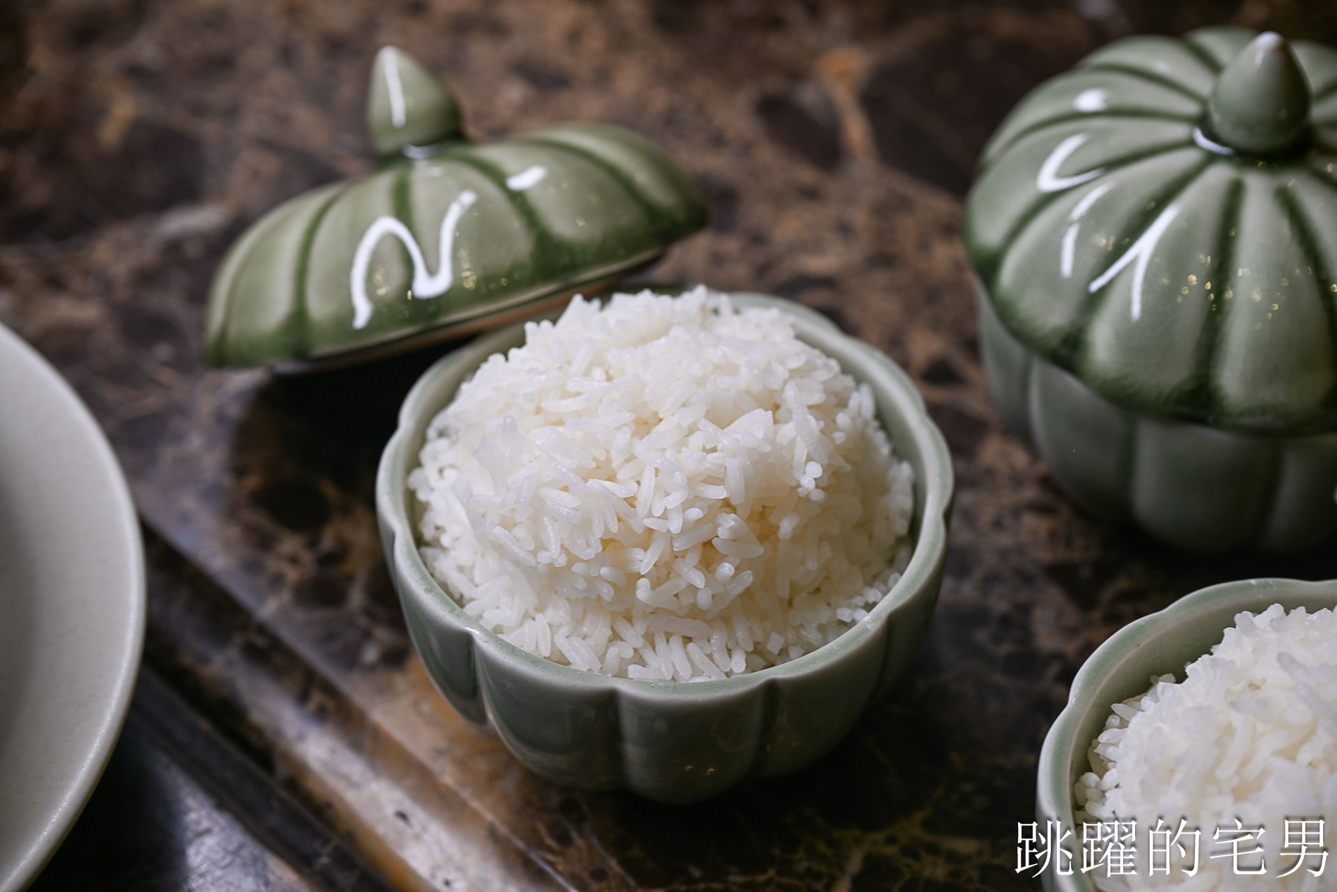 [曼谷美食]Arun Thai Cuisine by SEE FAH-開業90年泰國餐廳，氣派大氣歐式古典高質感空間，烤豬肉也太好吃啦， 走進回憶直上心頭，第一次曼谷住宿就是來這家Grande Centre Point Hotel