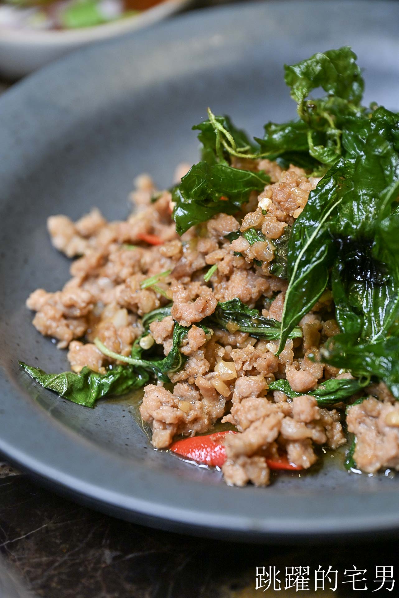 [曼谷美食]Arun Thai Cuisine by SEE FAH-開業90年泰國餐廳，氣派大氣歐式古典高質感空間，烤豬肉也太好吃啦， 走進回憶直上心頭，第一次曼谷住宿就是來這家Grande Centre Point Hotel