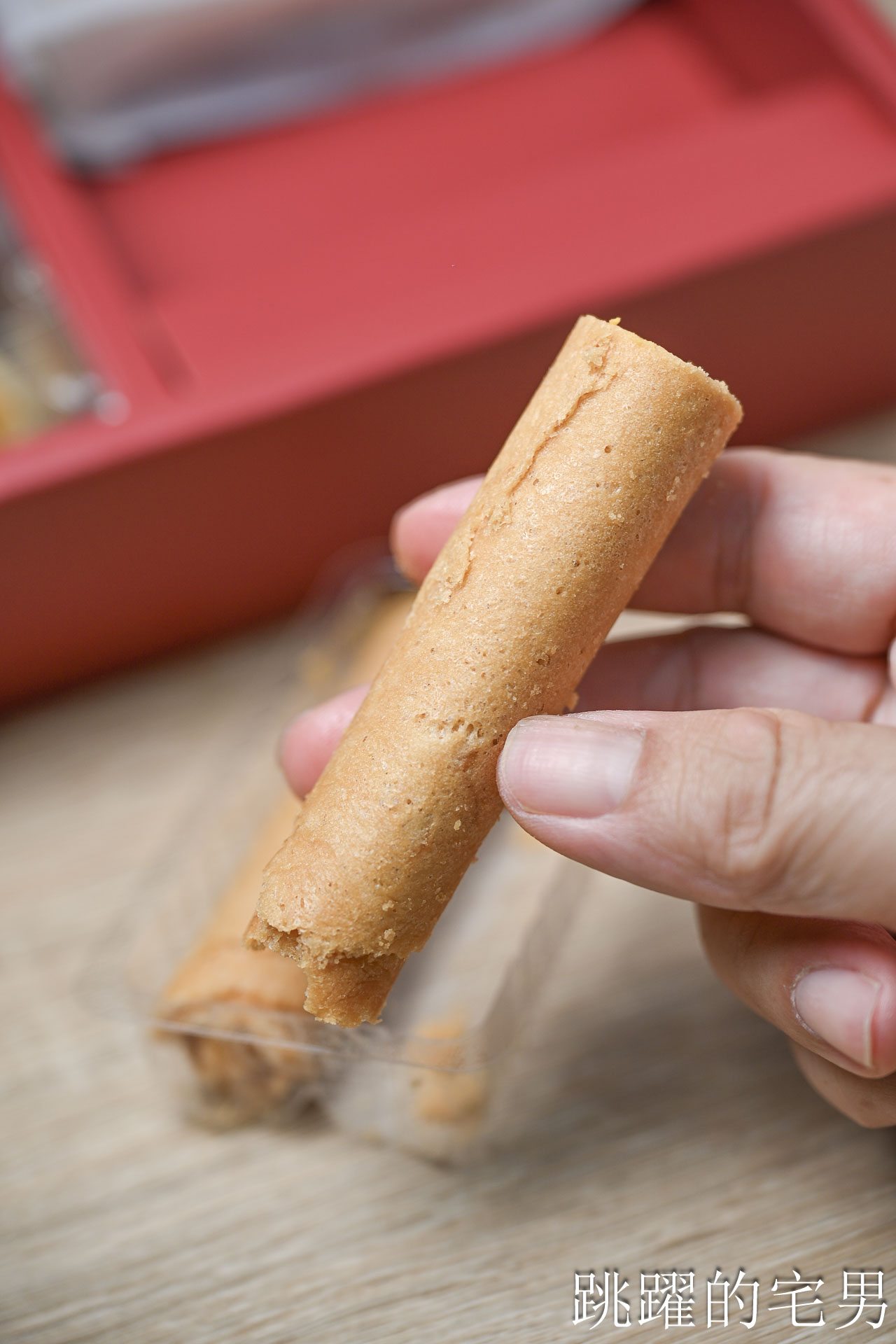 [台北蛋黃酥推薦]協興蛋業蛋黃酥好吃嗎？台灣最老蛋行轉做蛋黃酥到底有多強？結果臉打得我啪啪響