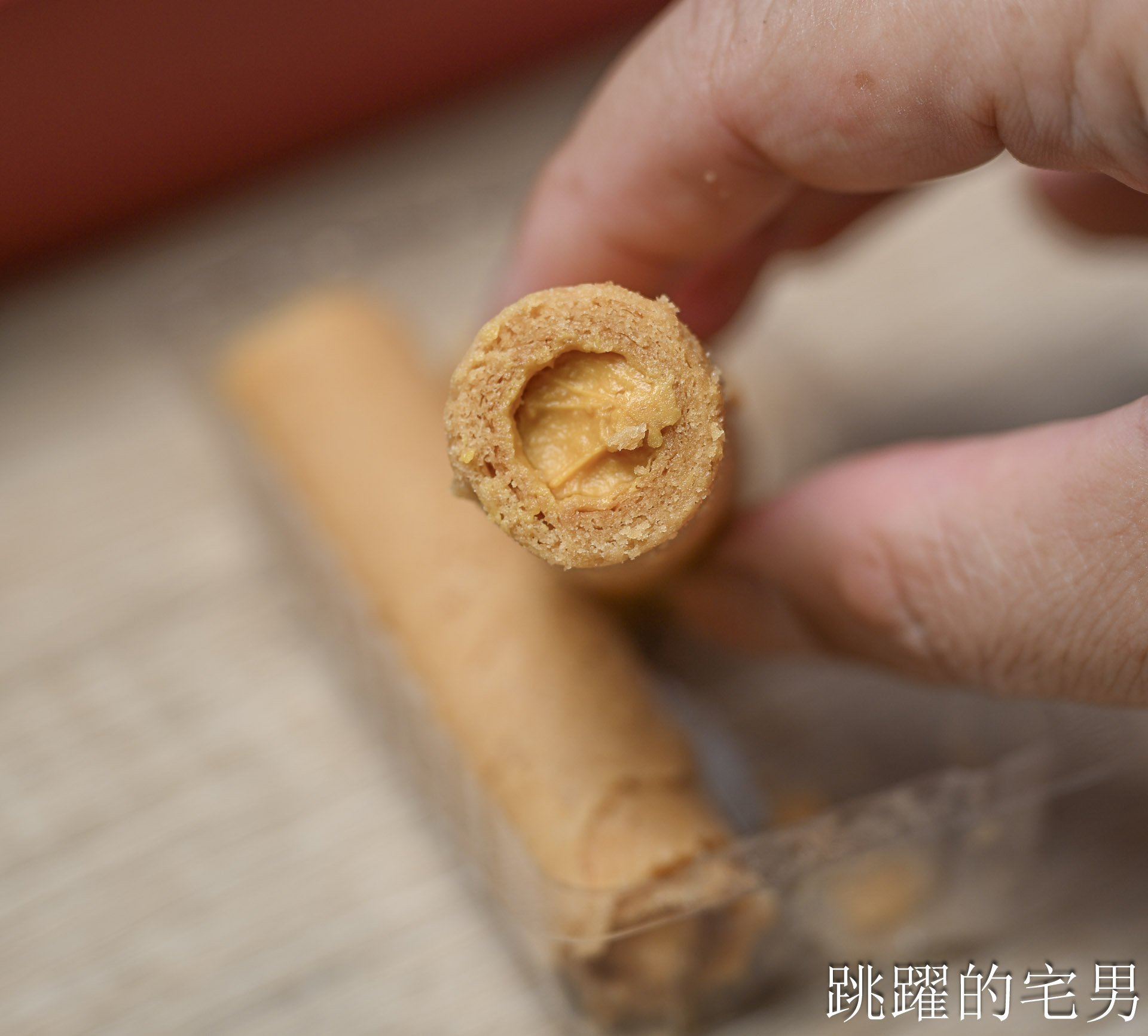 [台北蛋黃酥推薦]協興蛋業蛋黃酥好吃嗎？台灣最老蛋行轉做蛋黃酥到底有多強？結果臉打得我啪啪響