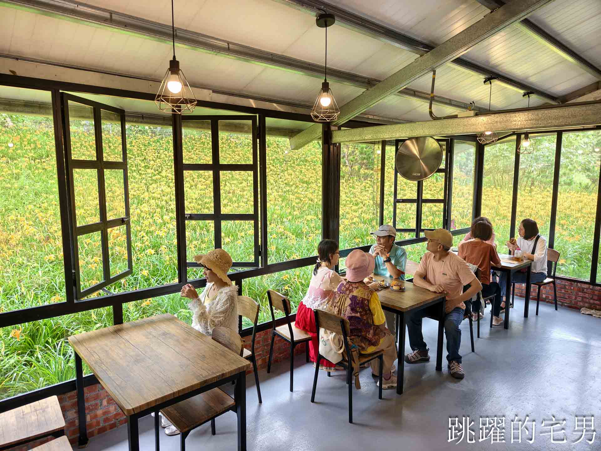 網站近期文章：[赤科山咖啡廳]櫻之谷咖啡民宿-這是什麼夢幻咖啡廳，窗外直接花海!  景色美得像一幅畫，還有可愛柴犬，玉里咖啡廳