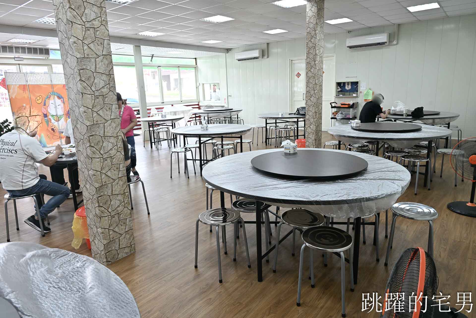 [竹山美食推薦]以鵝傳鵝竹山總店-這家完全可以為了這個燒鵝來南投，皮脆肉嫩味道超迷人，還能點半隻太方便了，台灣燒鵝推薦，紫南宮美食、竹山聚餐推薦