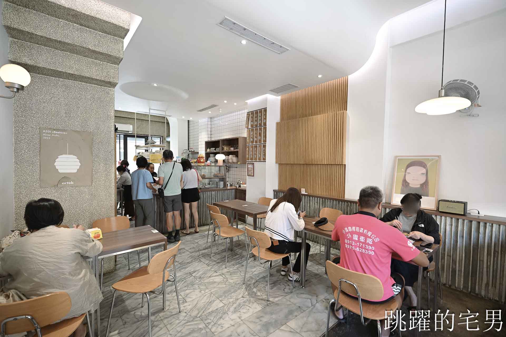 [玉里美食]馬蓋先美食玉里麵-空間像早午餐的花蓮麵店，玉里下午有營業餐廳