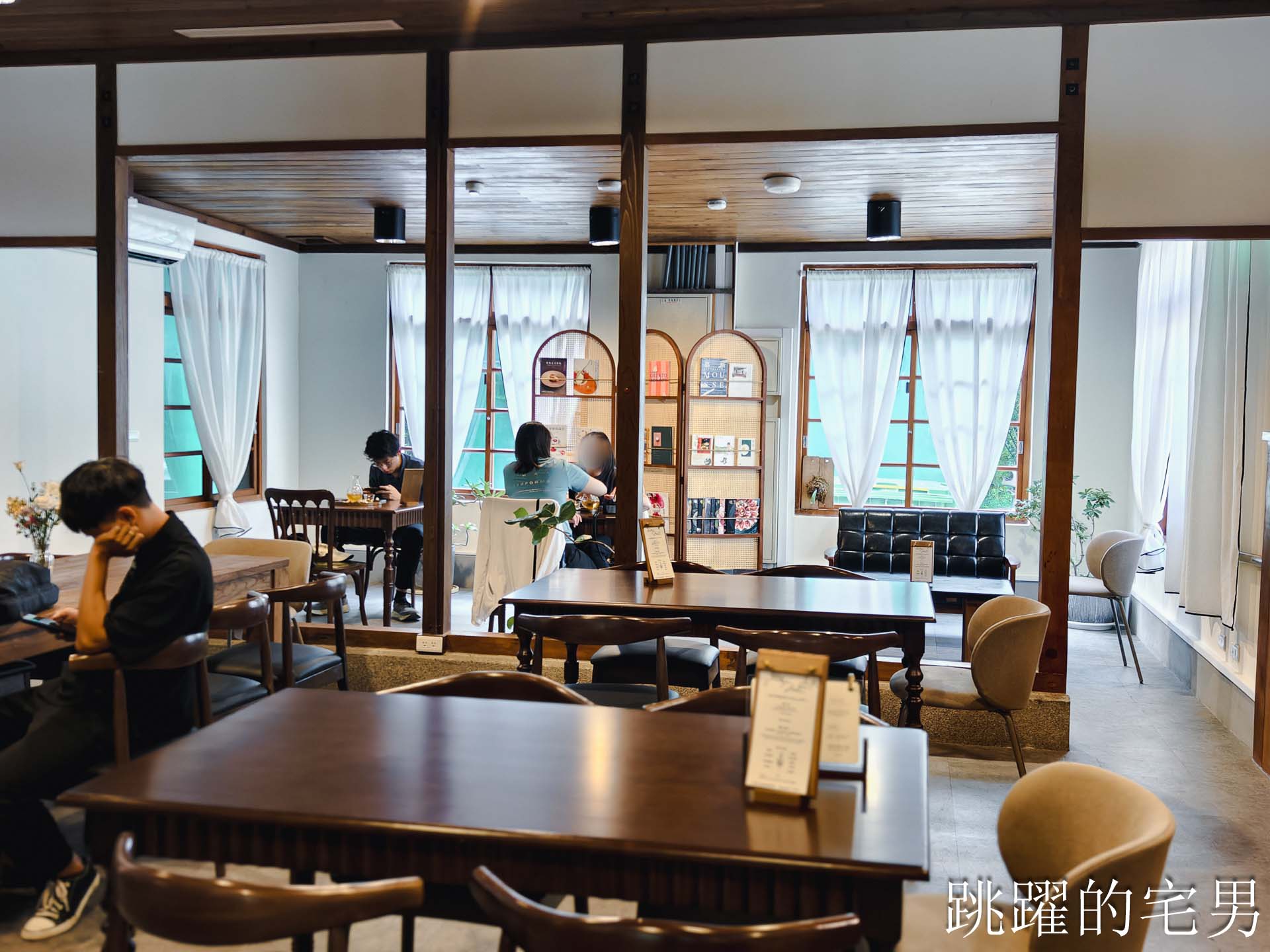 [花蓮景點]花蓮港放送局1944 -松園別館旁80年老電台變身音樂空間，聆聽花蓮聲景品嘗花蓮私廚甜點，2026樹里私廚甜點新址