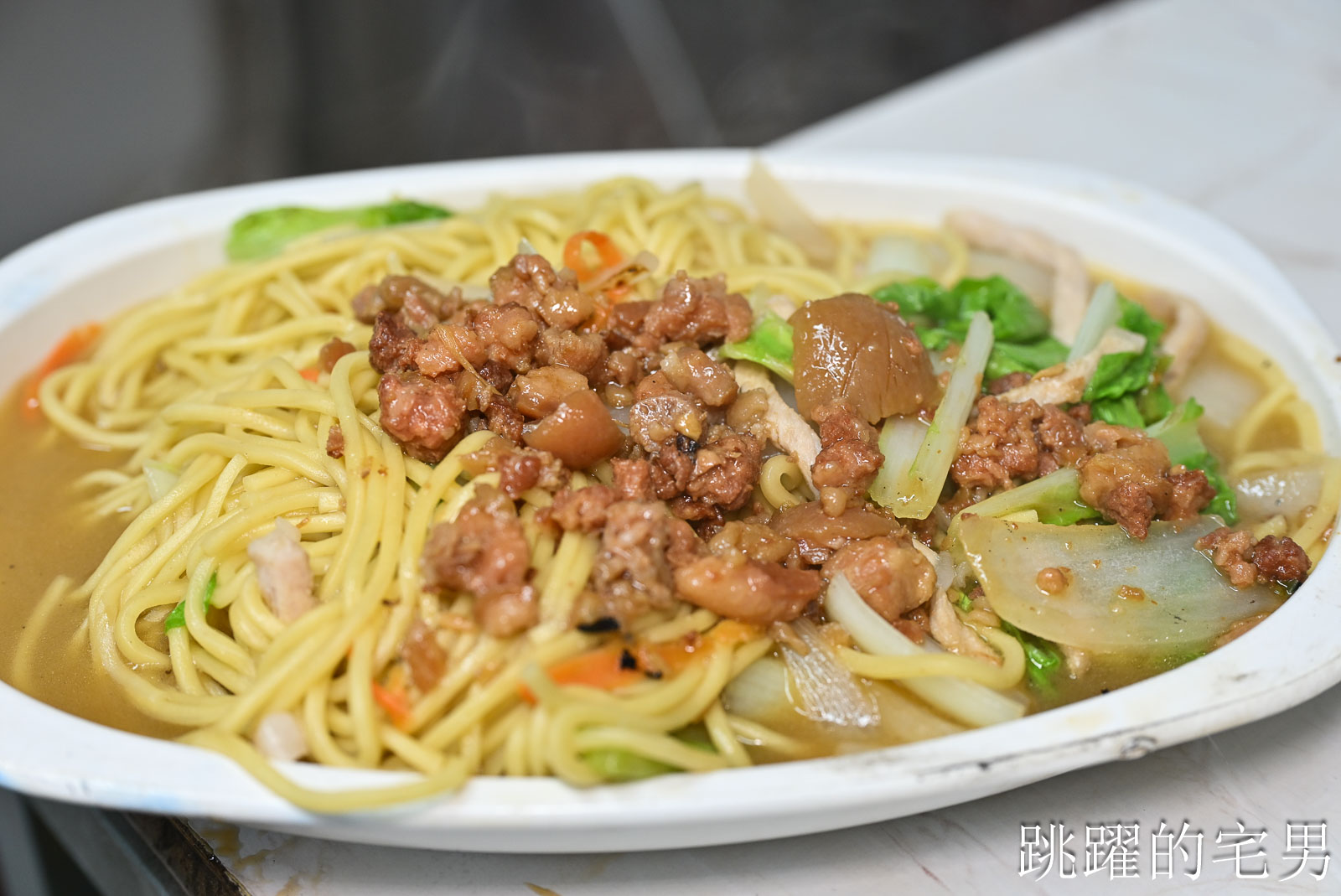 [新城美食]青蛙臭豆腐-被嫌辣椒不夠辣，現在老闆娘辣得驚人，餐點選擇很多樣，份量多吃很飽，新城早餐