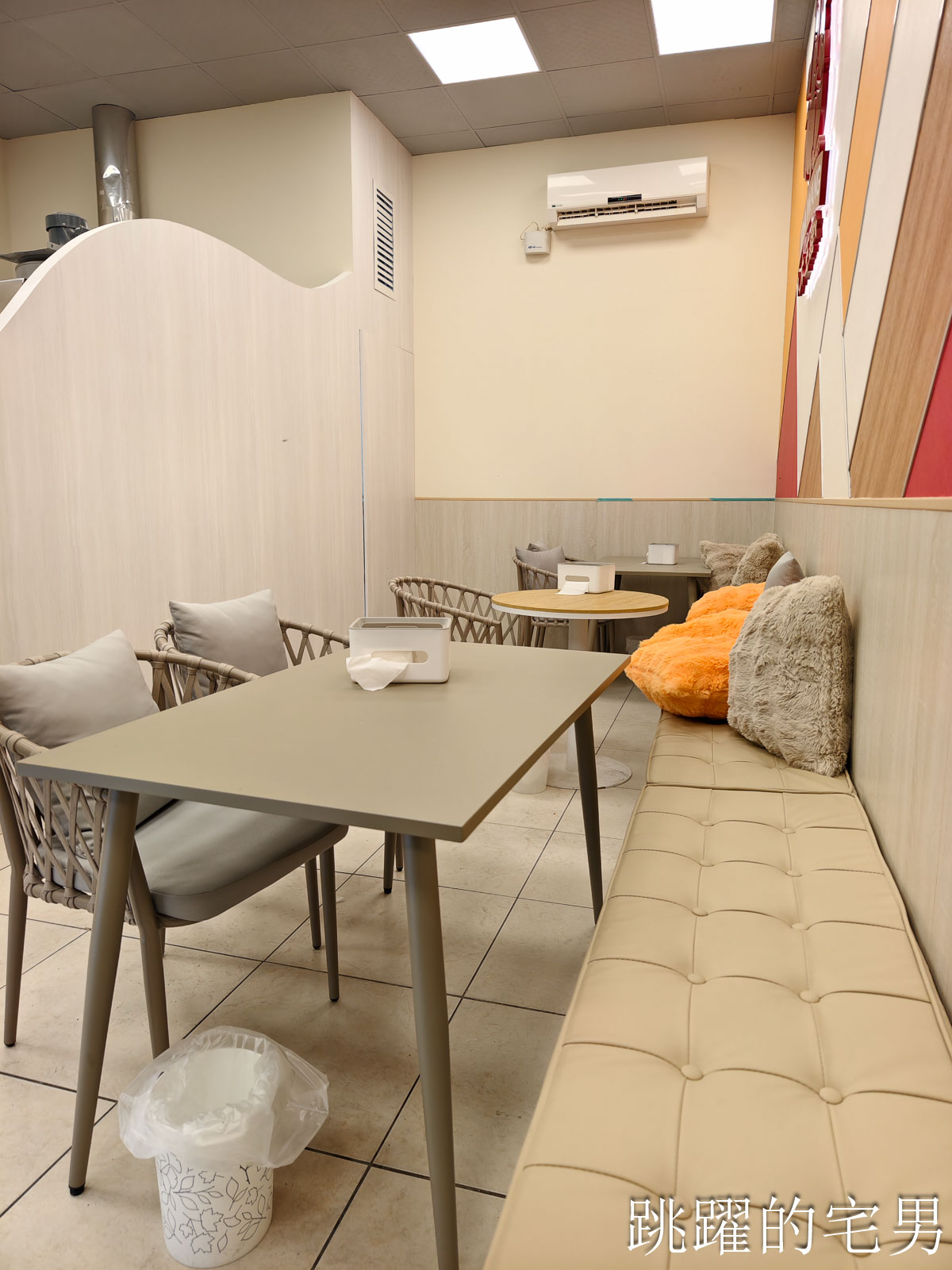 [花蓮炸雞]大王雞和平店-韓式炸雞甜辣醬汁香辣過癮，店內用餐空間還有炸全雞