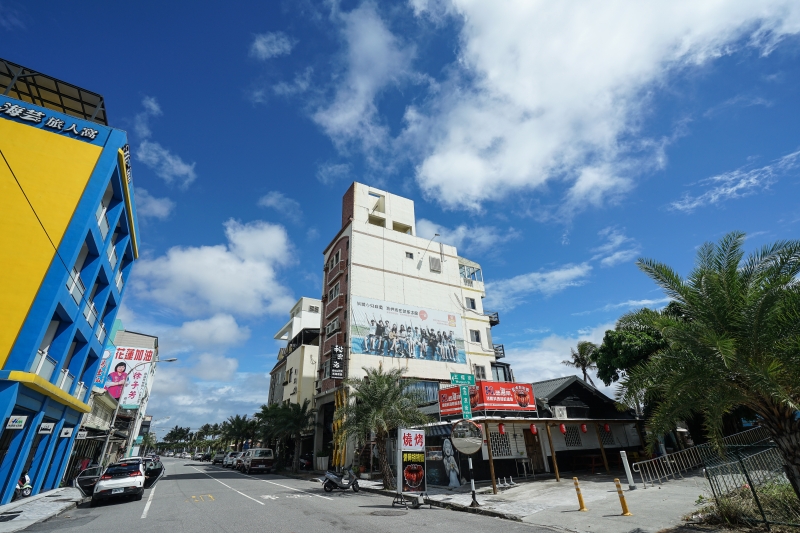 花蓮靠海咖啡廳-秘密海咖啡 東大門夜市走路15分鐘 太平洋海濱公園旁