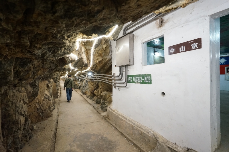 [馬祖自由行]枕戈待旦有景觀餐廳?! 品嘗道地馬祖美食 北海坑道體驗坑道裡划船 大漢據點 有著不畏艱難的歷史歲月