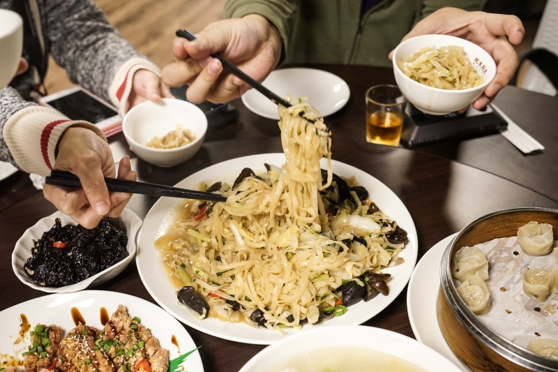 [馬祖自由行]枕戈待旦有景觀餐廳?! 品嘗道地馬祖美食 北海坑道體驗坑道裡划船 大漢據點 有著不畏艱難的歷史歲月