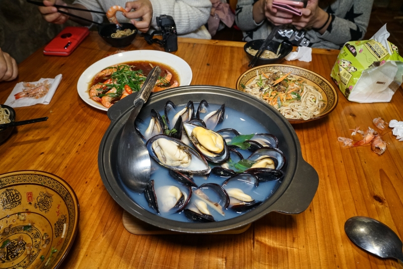 [馬祖南竿美食]蝦寮食堂- 老酒蝦 豆乳雞 佛手 淡菜  連在地人都愛的馬祖必吃美食