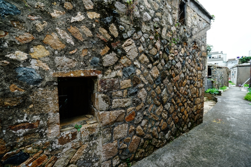 [馬祖自由行]腳踏無人沙灘 俯瞰島嶼風景 自由浪漫芹壁下午茶 北竿一日行程 租車 午餐 景點收錄