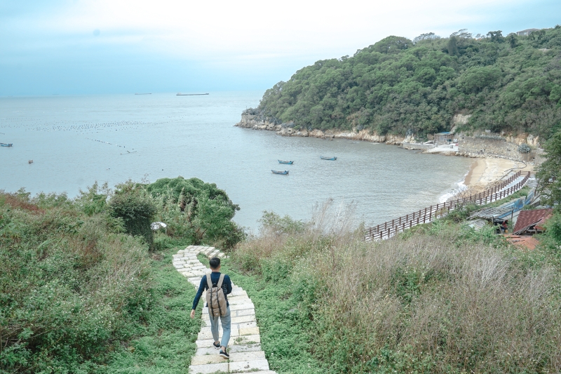 [馬祖南竿住宿]蔚藍珠海民宿-擁有開闊無敵海景  步行即可到媽祖巨神像及藍眼淚生態館