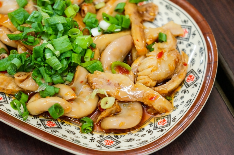 [花蓮吉安美食]慶豐麵店-這家獨特煙燻小菜太美味  必吃三角肉 豬尾巴 豬肝 太晚來就沒有啦 花蓮美食推薦