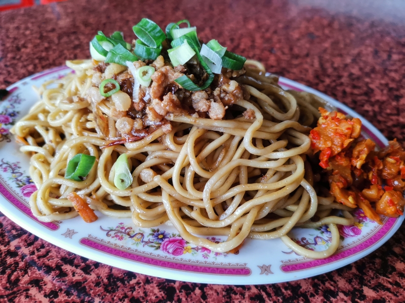 [花蓮美食]1+3訪庄腳人早午餐-炒麵必吃 早上5點到下午1點  花蓮早餐推薦