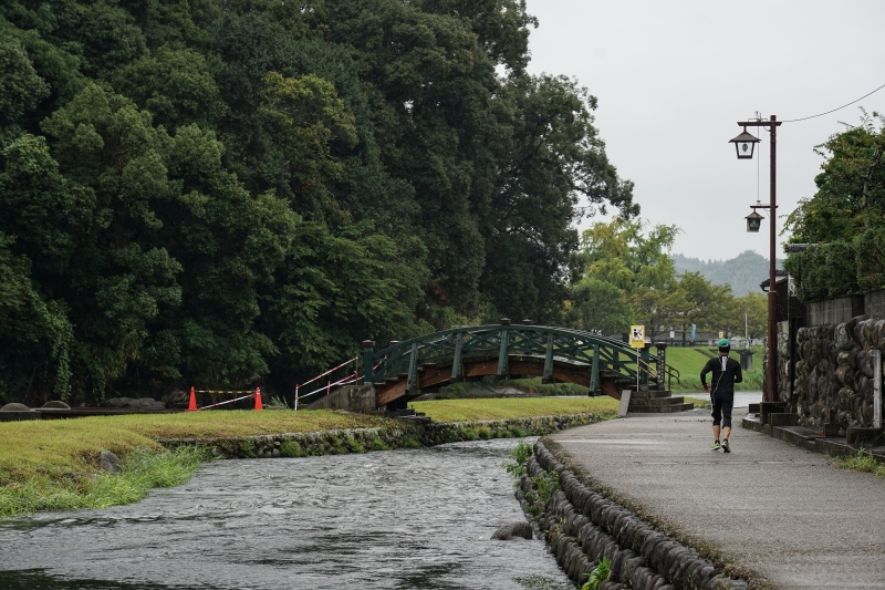 [日本九州大分住宿]ひなの里山陽館-坐上屋型船欣賞河上美景邊吃晚餐 日田温泉旅館一泊二食  山陽館雛之鄉酒店