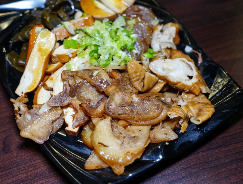 [花蓮美食]九條牛牛肉麵-百元招牌牛肉麵能吃到牛肋條 牛小排肉質鮮嫩好好吃唷