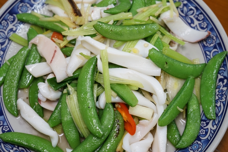 [花蓮美食]離太魯閣牌樓最近的餐廳 老店美味依舊不減 太魯閣美食推薦-藍藍餐廳