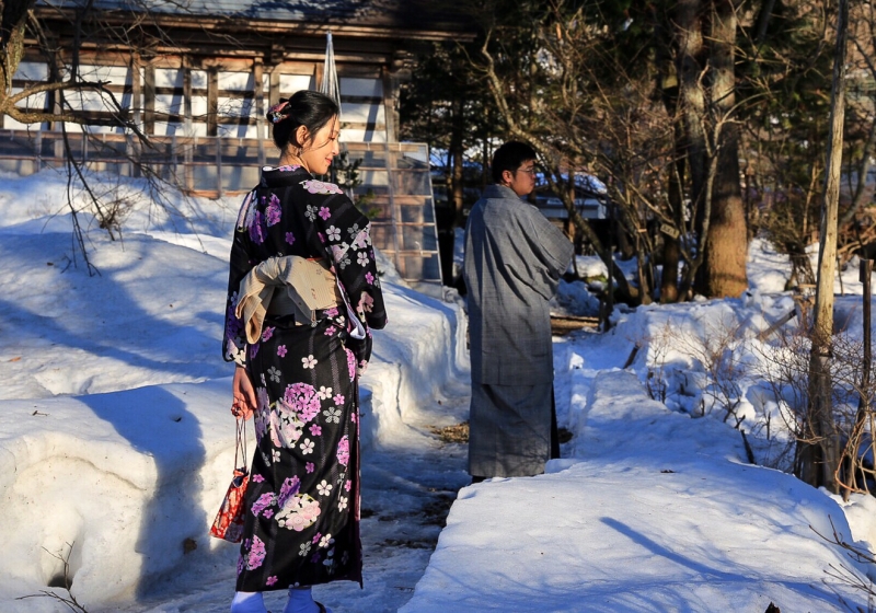 [日本秋田旅遊]宅男終於實現夢想 帶和服正妹一遊奧州小京都 首次和服體驗  原來當個武士這麼爽 -角館武家屋敷青柳家